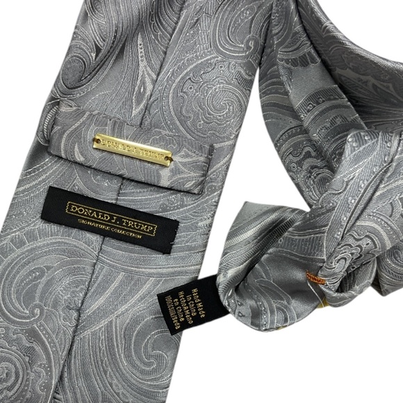 DONALD J. TRUMP XL Gray Paisley Silk DESIGNER Tie HANDMADE - Picture 3 of 4